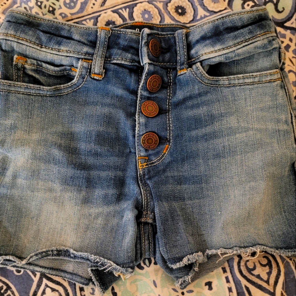 Gap high rise shorts.and mini skirt